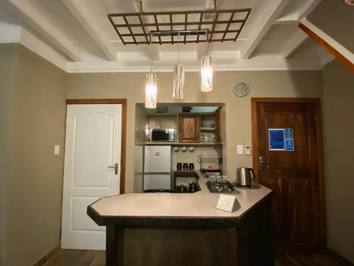 Boomhuisie Komatipoort Extérieur photo