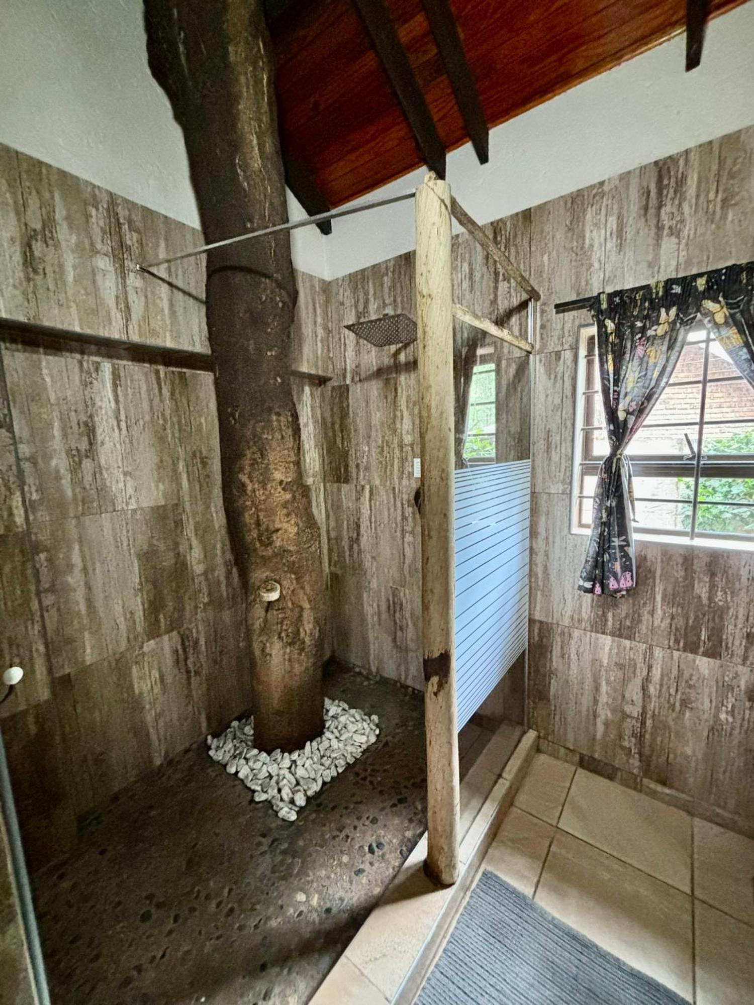 Boomhuisie Komatipoort Extérieur photo
